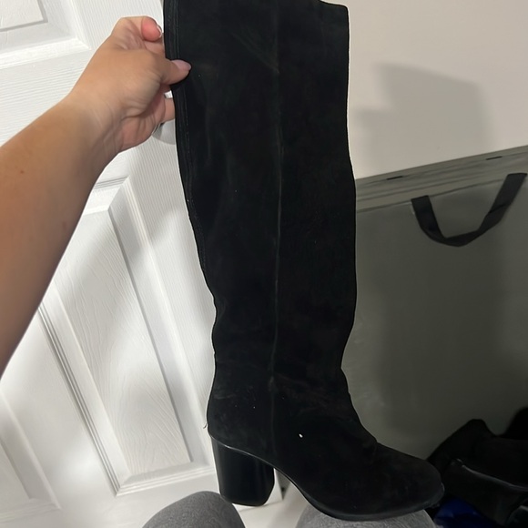 STEVE MADDEN KNEE HIGH BOOT